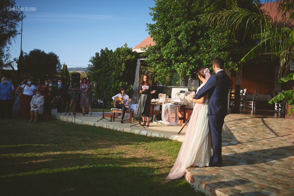 Ländische-Boho-Hochzeit-in-Tarifa-Spanien